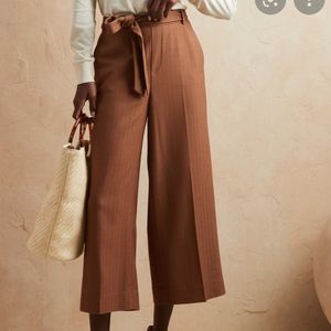 Tie-waist wide leg crop pants